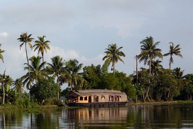 Places to Travel in July in India
