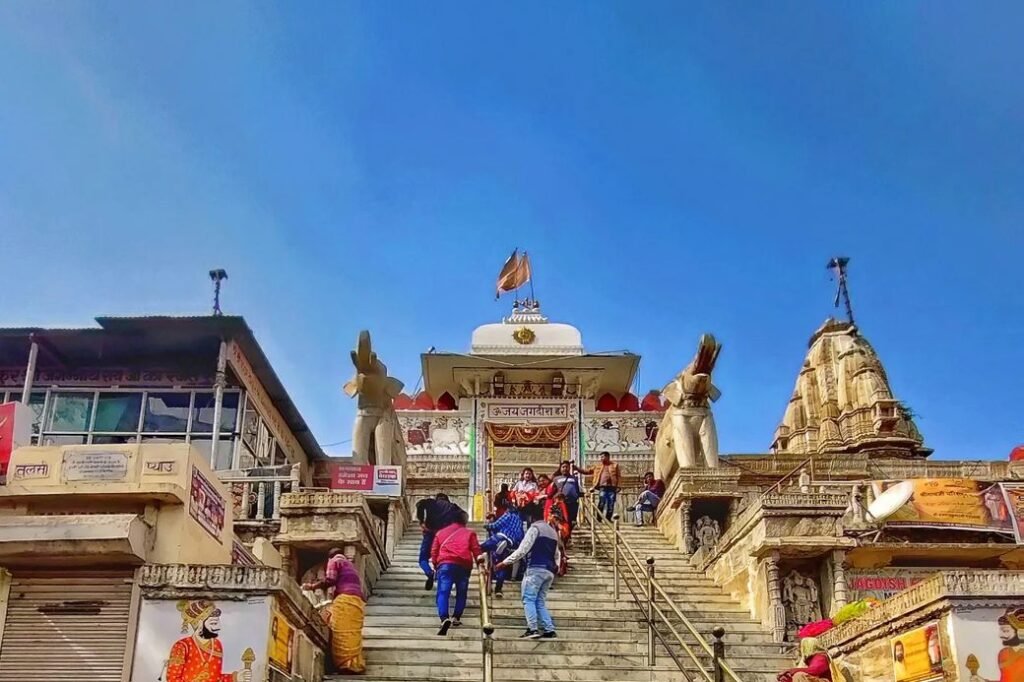 Saheliyon-ki-Bari and Jagdish Temple
